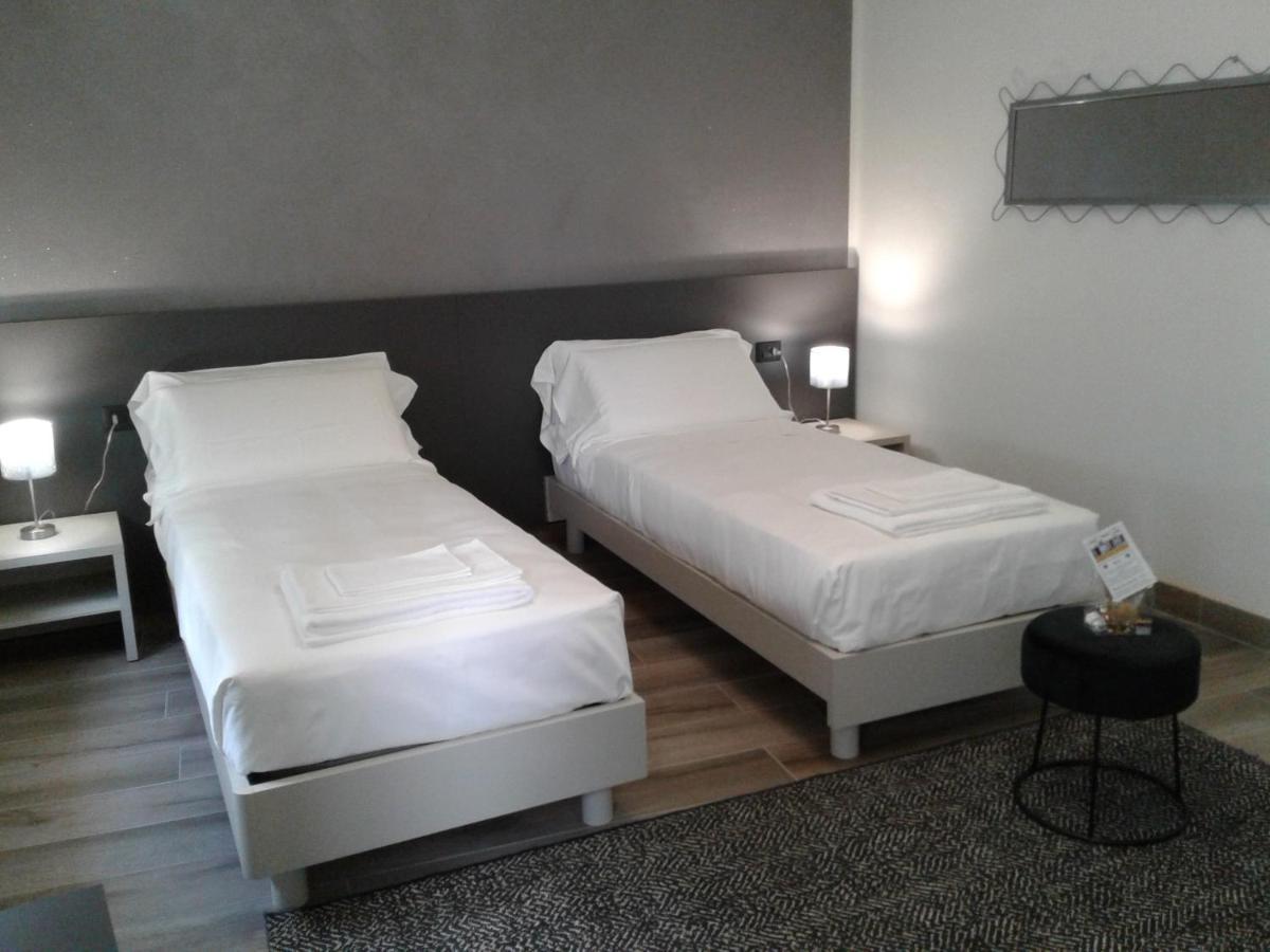 Residenza Novi Hotel Novi Ligure Buitenkant foto